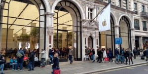 A la espera del iPhone X en Londres